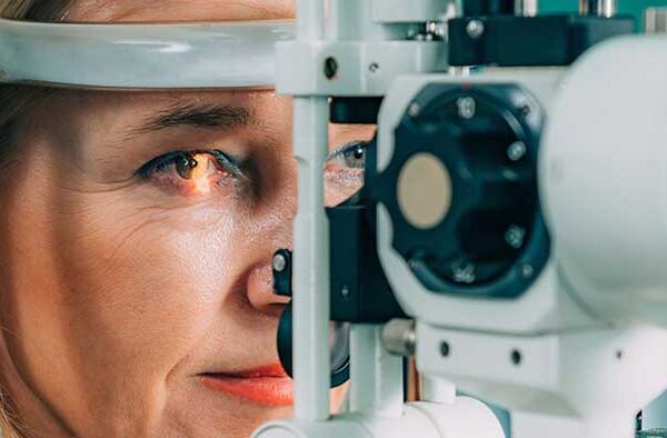 أمراض العين